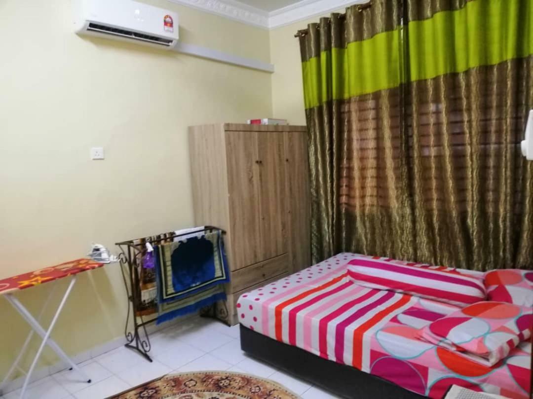 Khainadzmuslim Homestay Malacca Bagian luar foto