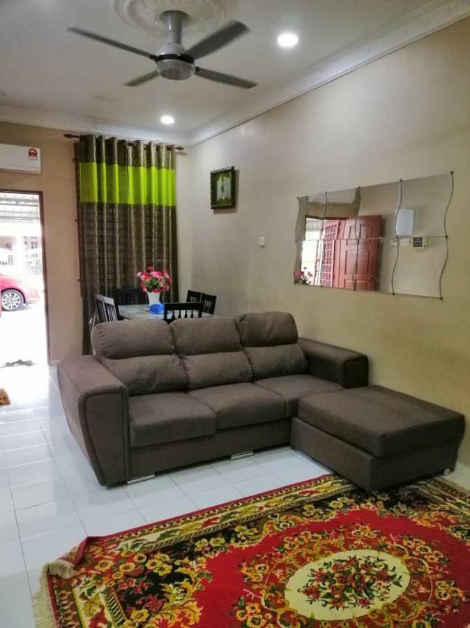 Khainadzmuslim Homestay Malacca Bagian luar foto